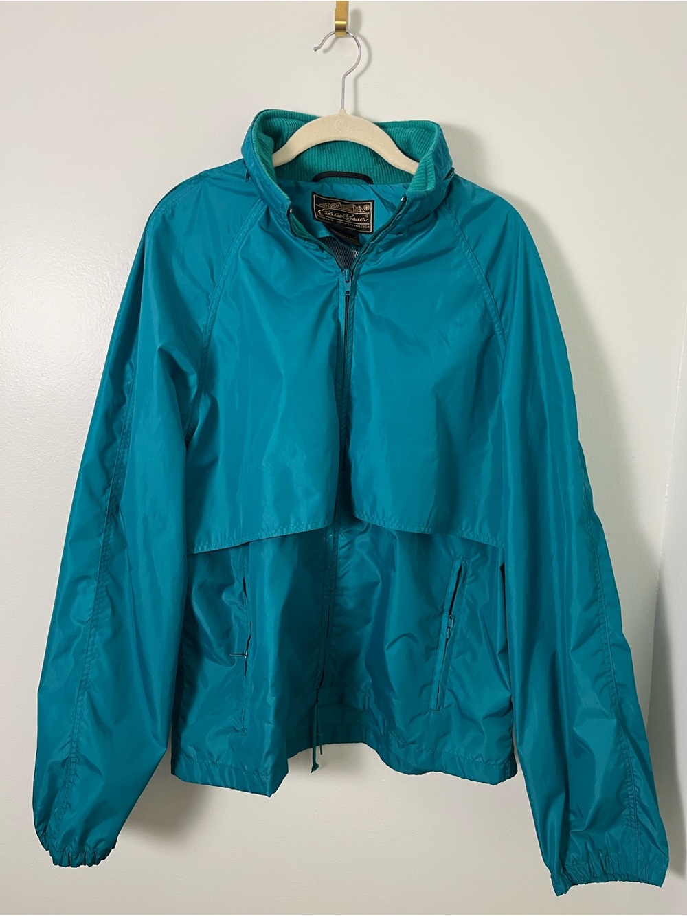 Vintage 80’s men’s/women’s Eddie Bauer Teal Windbreaker